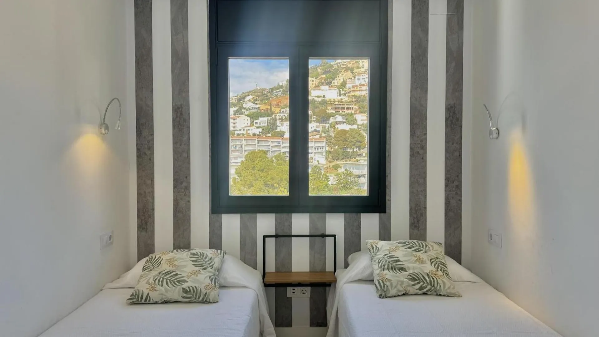 Apartamento Almadrague 15 Rosas
