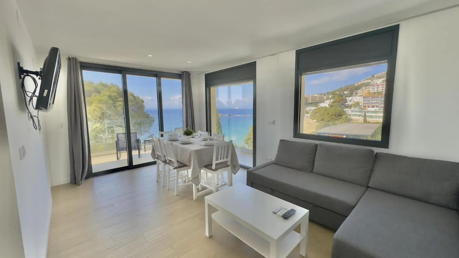 Apartamento Almadrague 15 Rosas